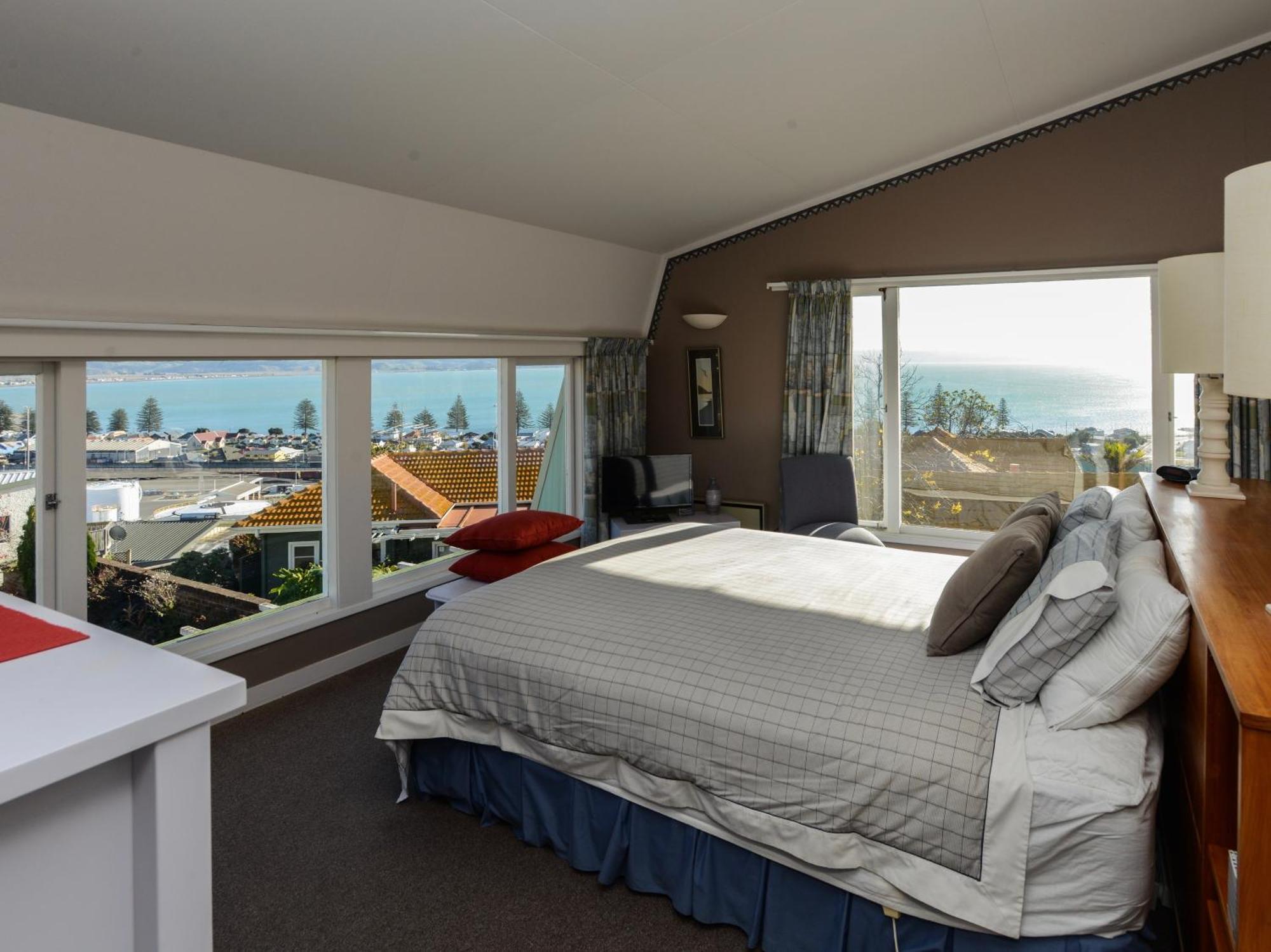 Jacaranda Lodge - Napier Hill Holiday Home 외부 사진
